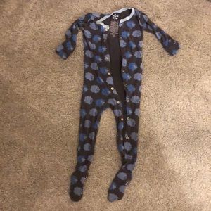 Kickee pants with 2 holes at the seam- see photo